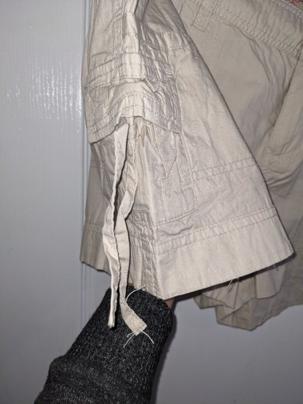 Rue 21 NWT Khaki Cargo Shorts Sz 13/14 - Picture 3 of 5